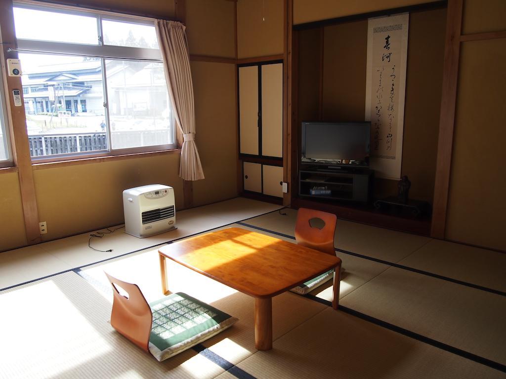Shukubo Kanbayashi Katsukane Tsuruoka Exteriör bild